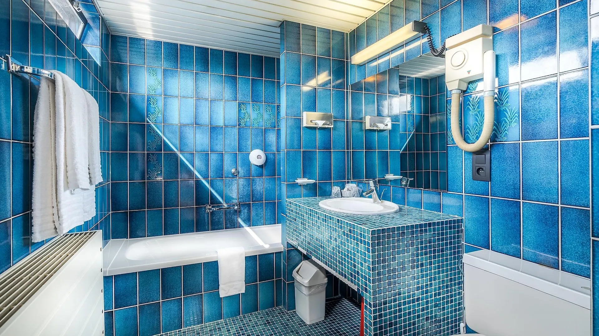 Hotel 322 Lambermont Brussels Schaerbeek Belçika