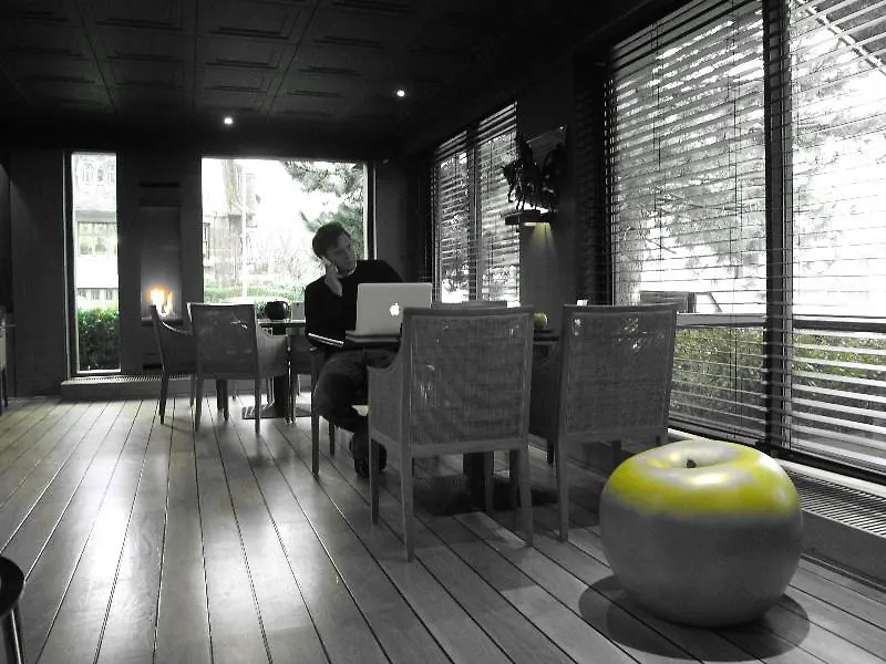 Hotel 322 Lambermont Brussels Schaerbeek 3*,  Belçika