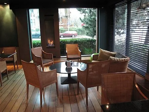 Hotel 322 Lambermont Brussels Schaerbeek Belçika