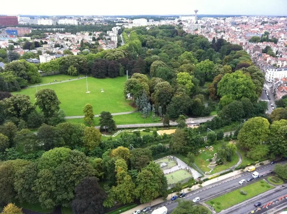 Hotel 322 Lambermont Brussels Schaerbeek 3*,