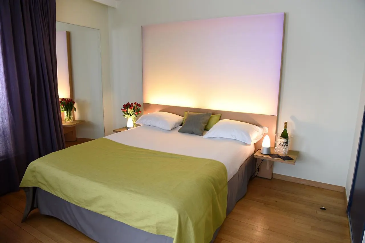 Hotel 322 Lambermont Brussels Schaerbeek 3*,  Belçika