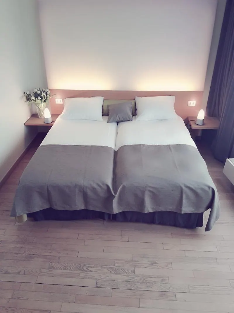 Hotel 322 Lambermont Brussels Schaerbeek