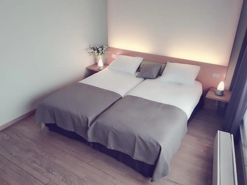 Hotel 322 Lambermont Brussels Schaerbeek Belçika