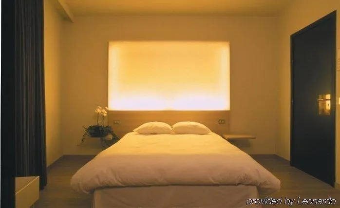 Hotel 322 Lambermont Brussels Schaerbeek