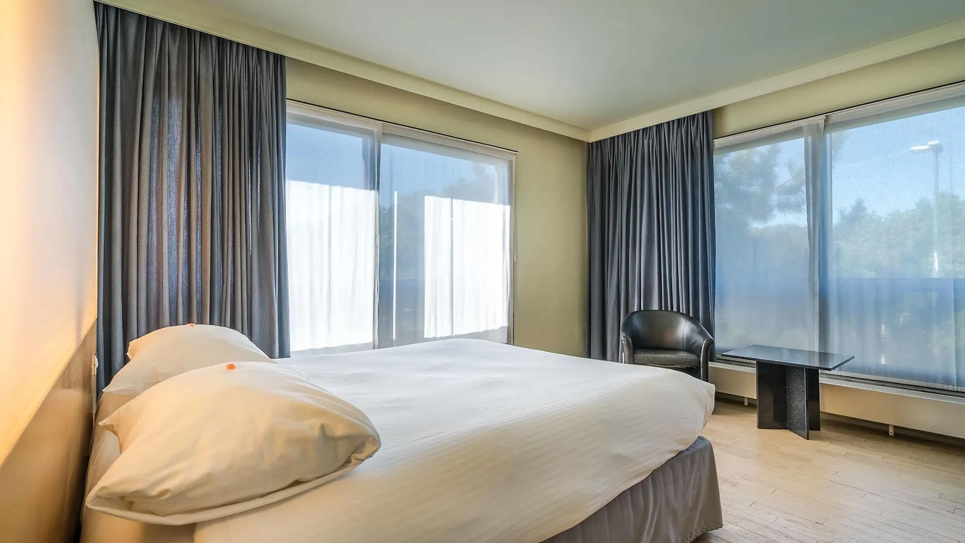 Hotel 322 Lambermont Brussels Schaerbeek 3*,  Belgium