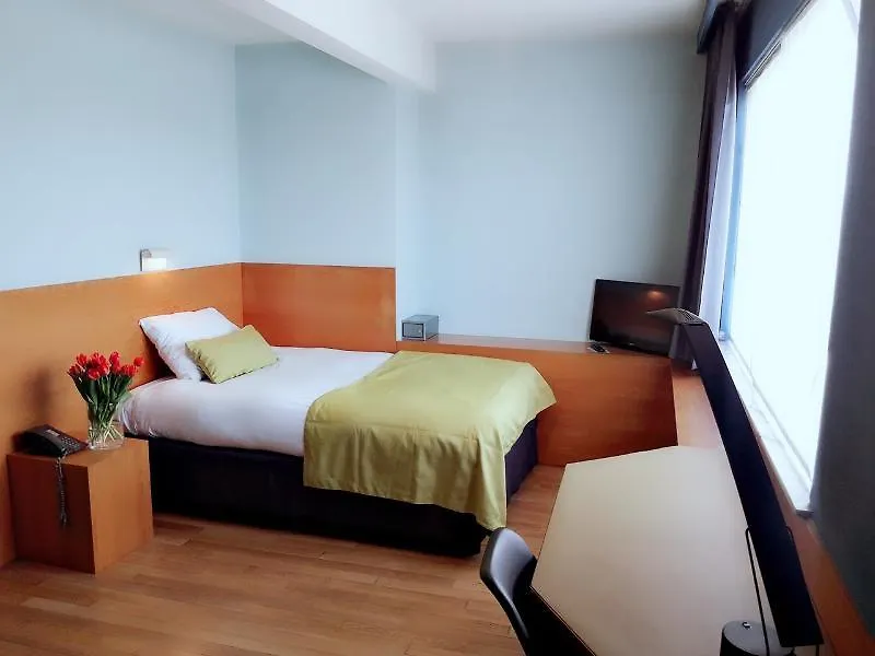 Hotel 322 Lambermont Brussels Schaerbeek